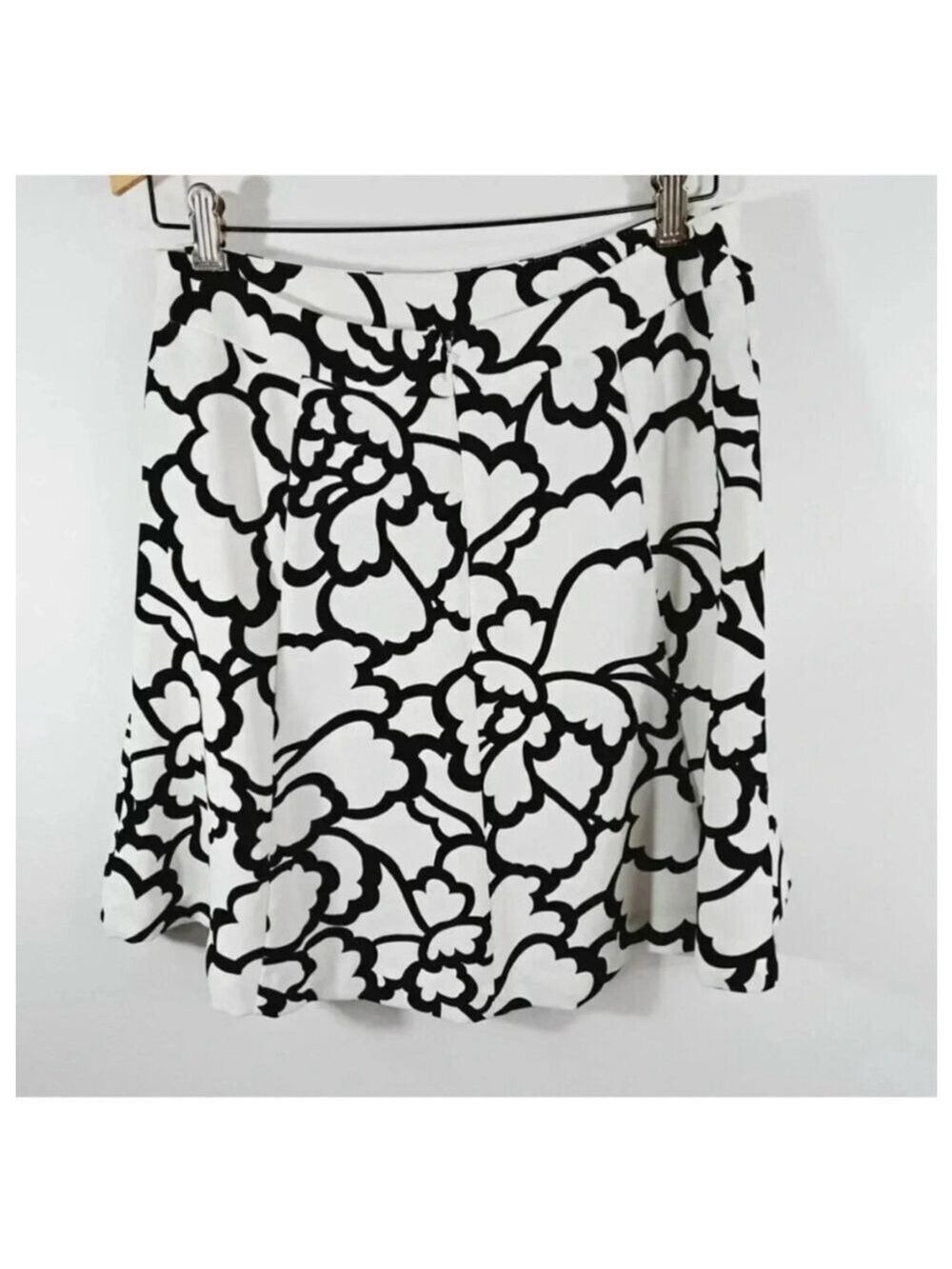Ann Taylor Petite A-Line Skirt 8P Black White Floral Abstract NWT